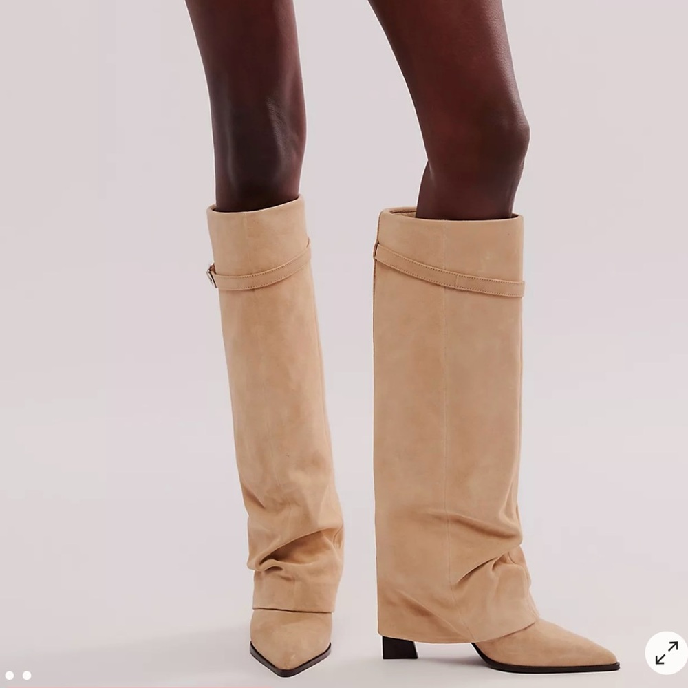 Women's Tan Knee-High Boots